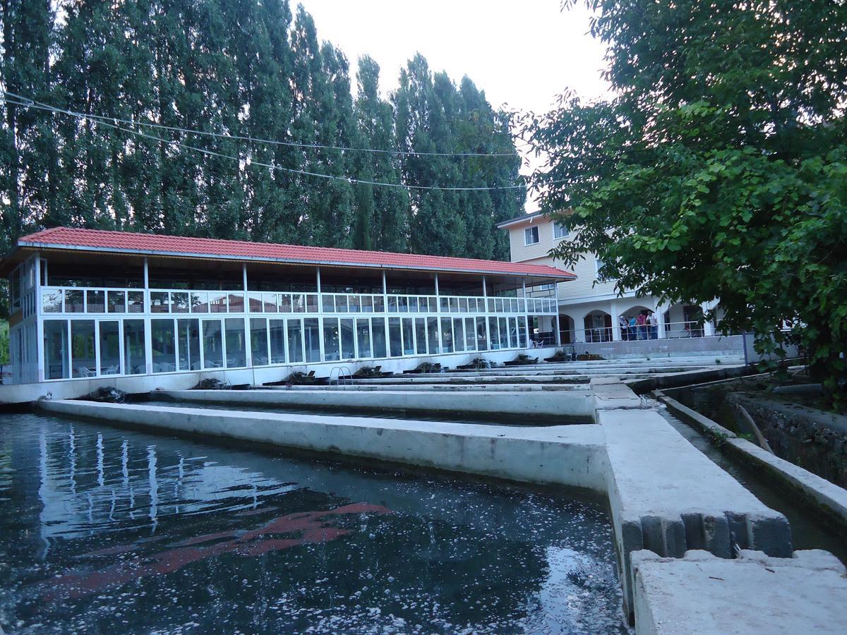 Alanlar Alabalik Ve Otel Aglasun Bagian luar foto