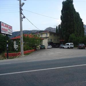 Alanlar Alabalik Ve Otel Aglasun Bagian luar foto